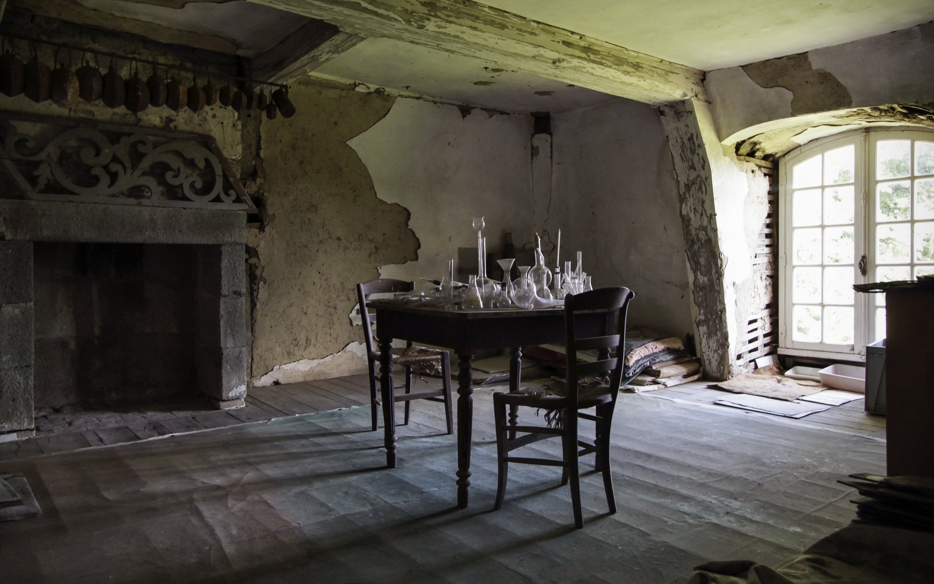 room table interior