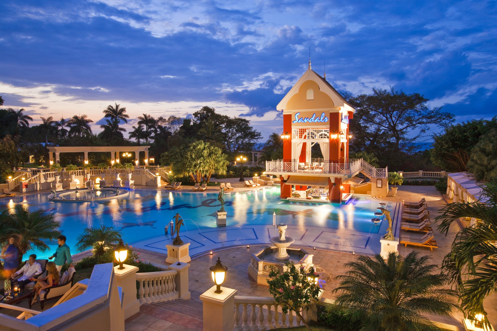 océan piscine palmiers soir suite exotic humeur