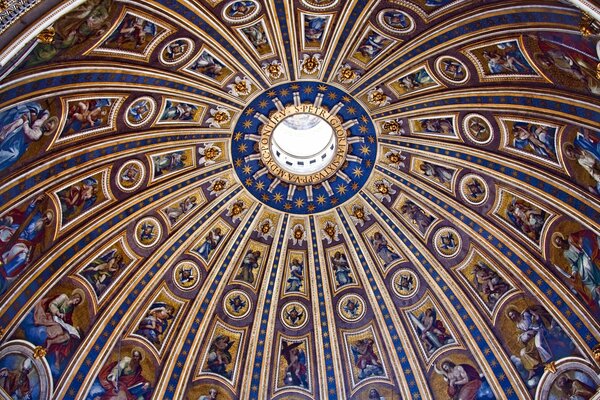 The dome from inside St. Peter s Cathedral