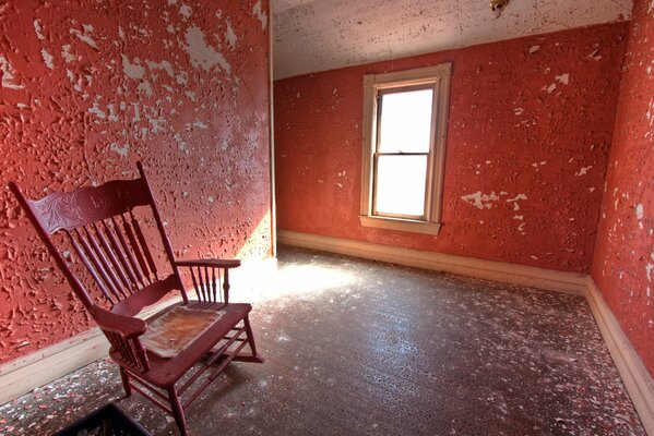 The old room is completely in red tones