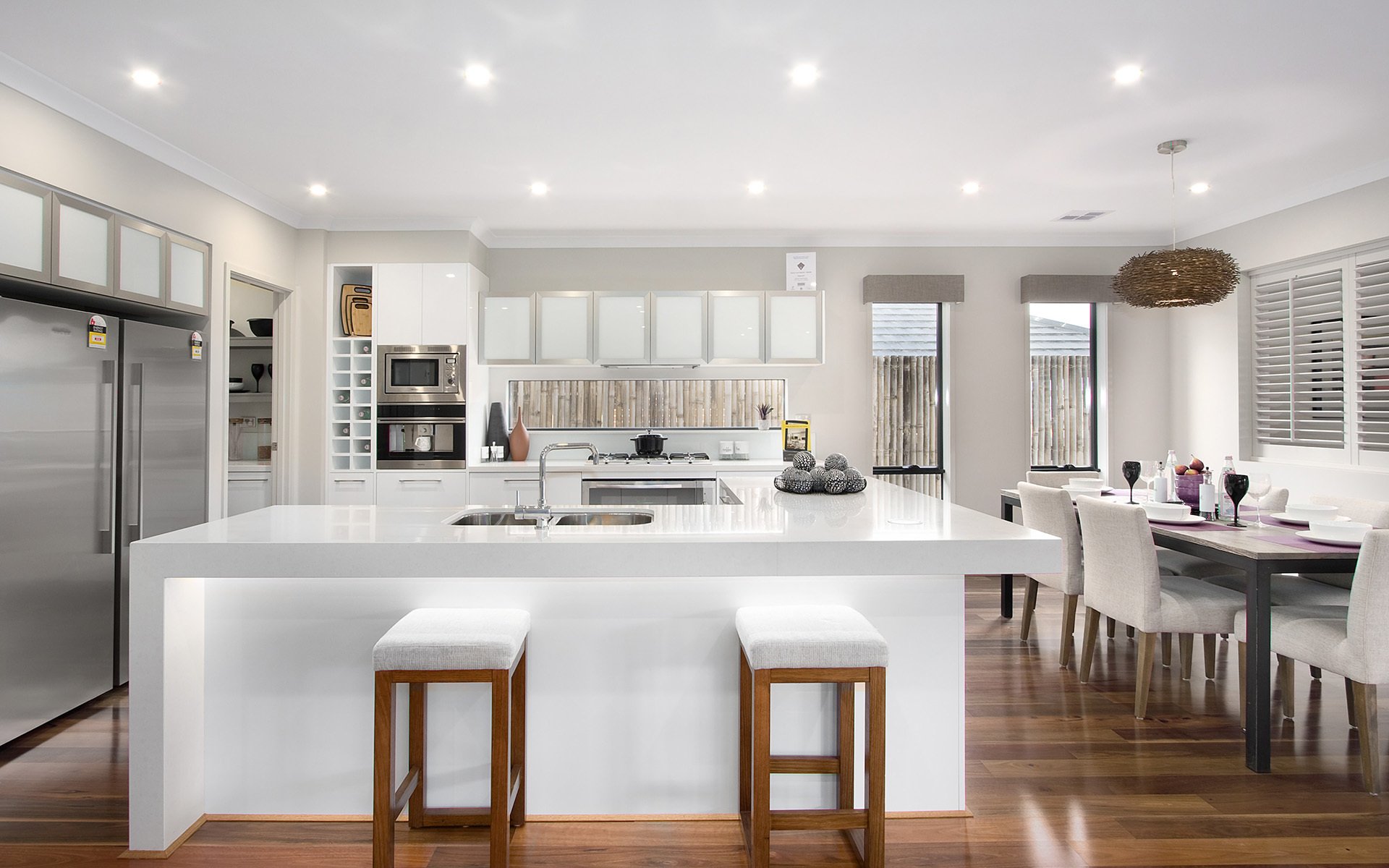 cucina interno casa bianco