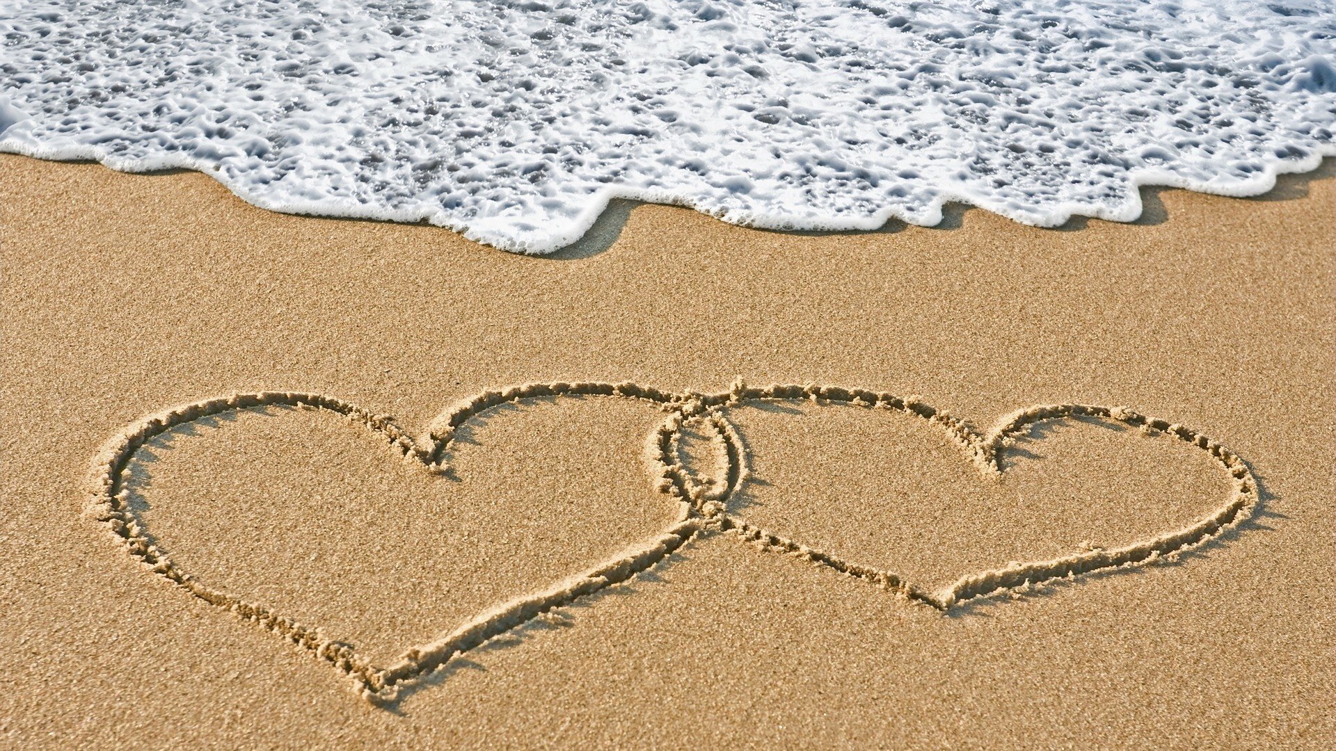 plage amour coeur mer océan sable fidélité romance