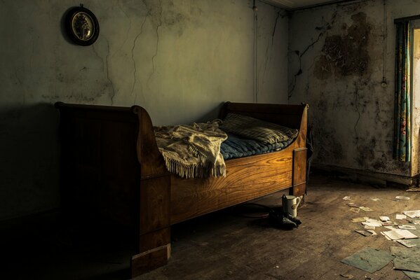 Vivienda antigua. Habitación abandonada