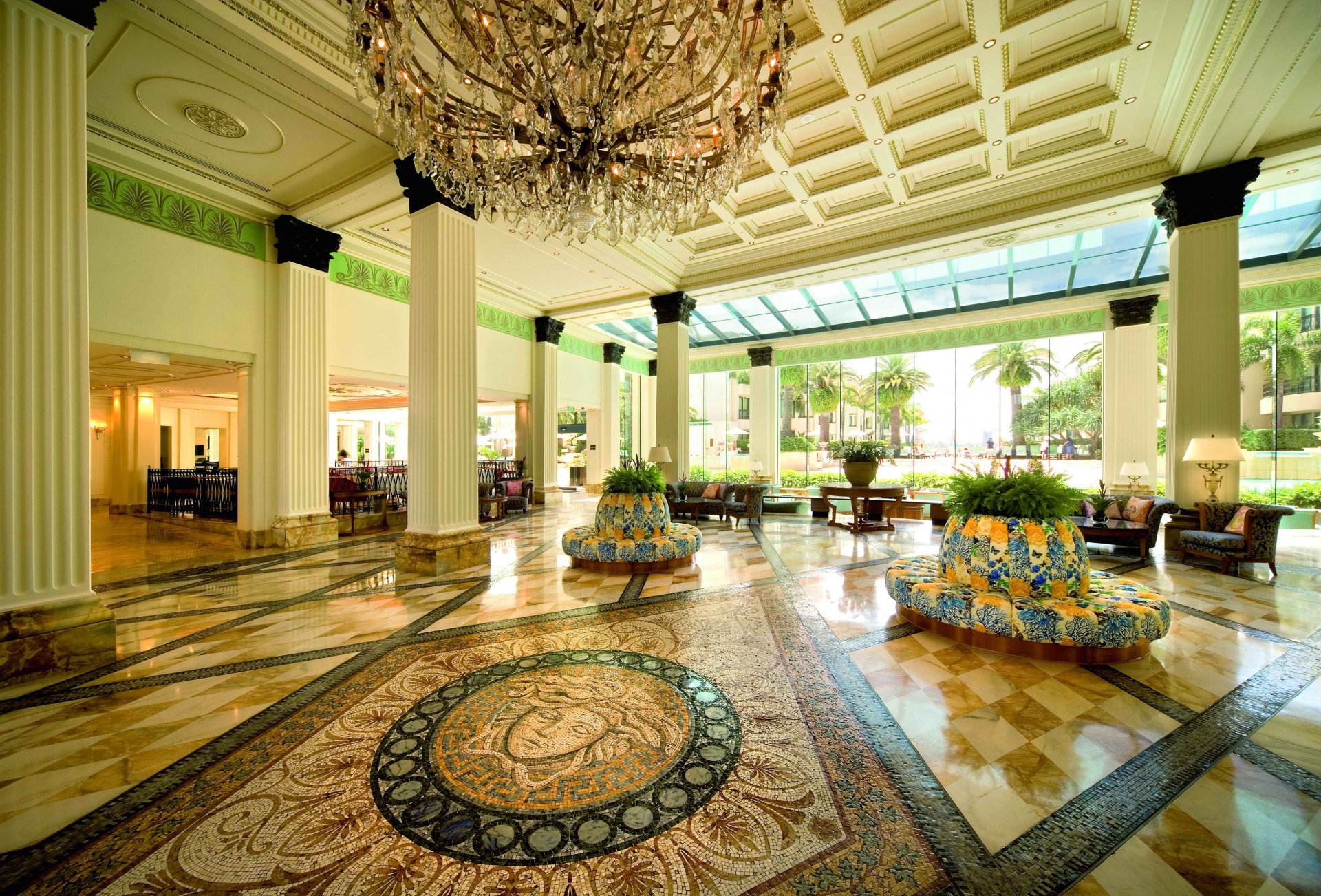 interior estilo diseño hotel hall palazzo versace hotel australia