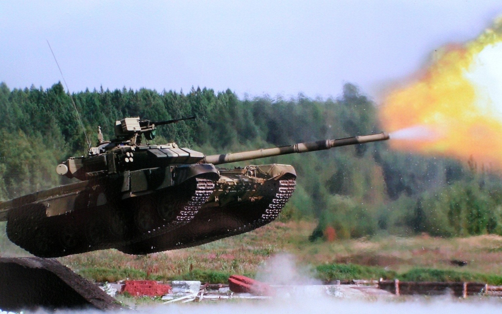 jump tank russia shot abstract t-90