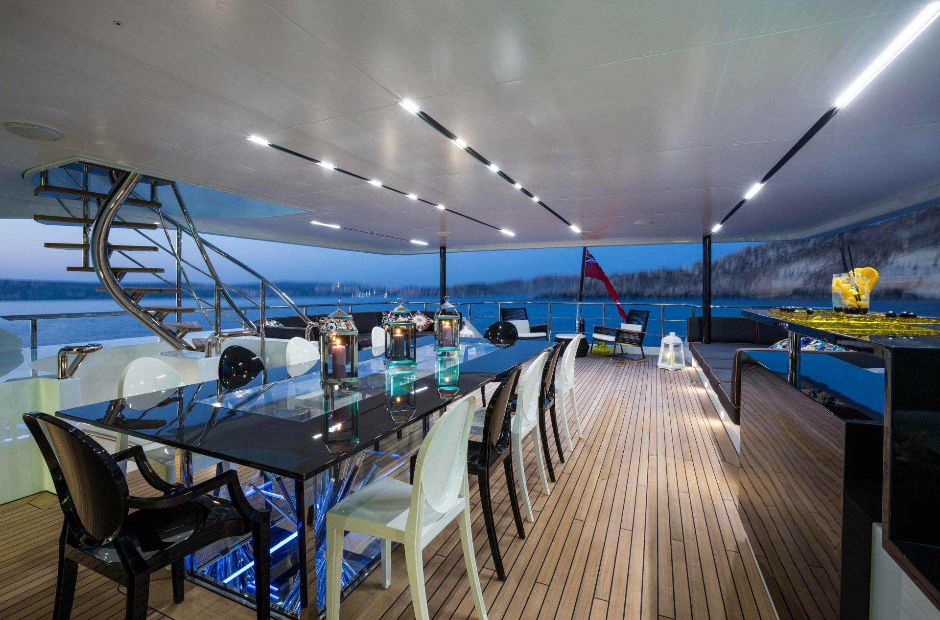 interni stile design spazio yacht lusso