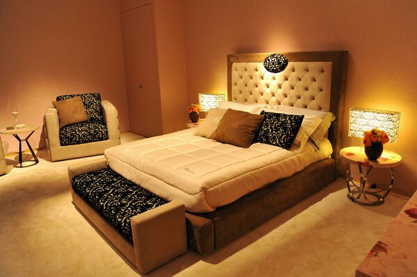 Bedroom in beige tones