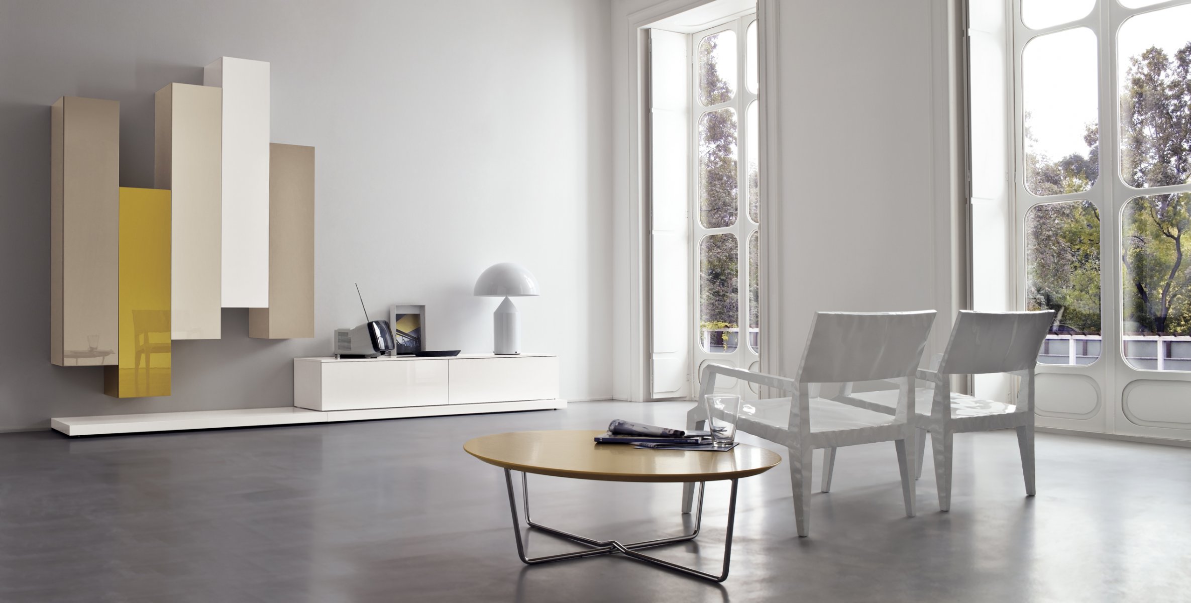 interni design moderno bianco giallo mobili poltrona tavolo moderno sedia