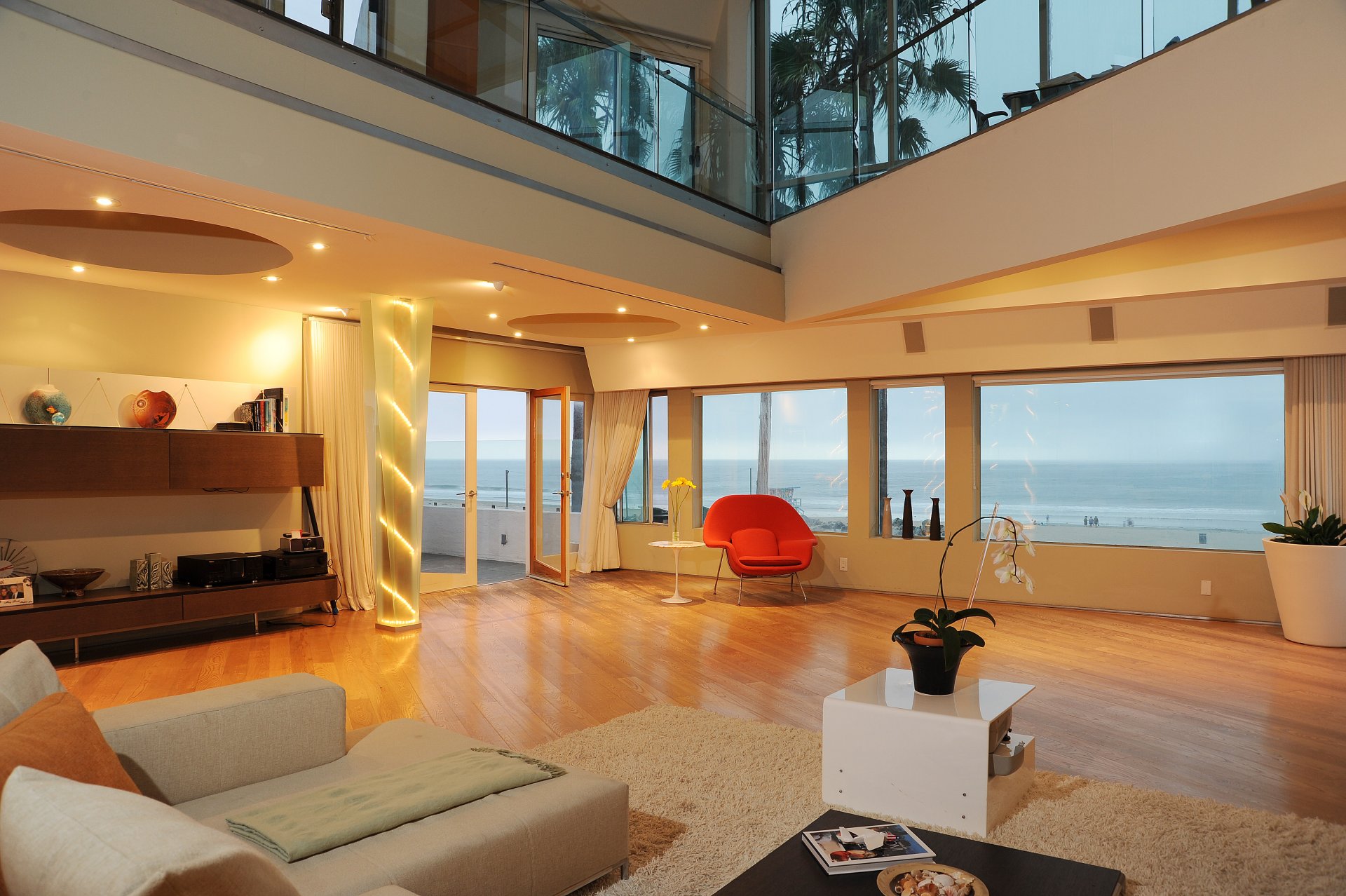 interior estilo diseño villa espacio habitable sala de estar con vista al mar