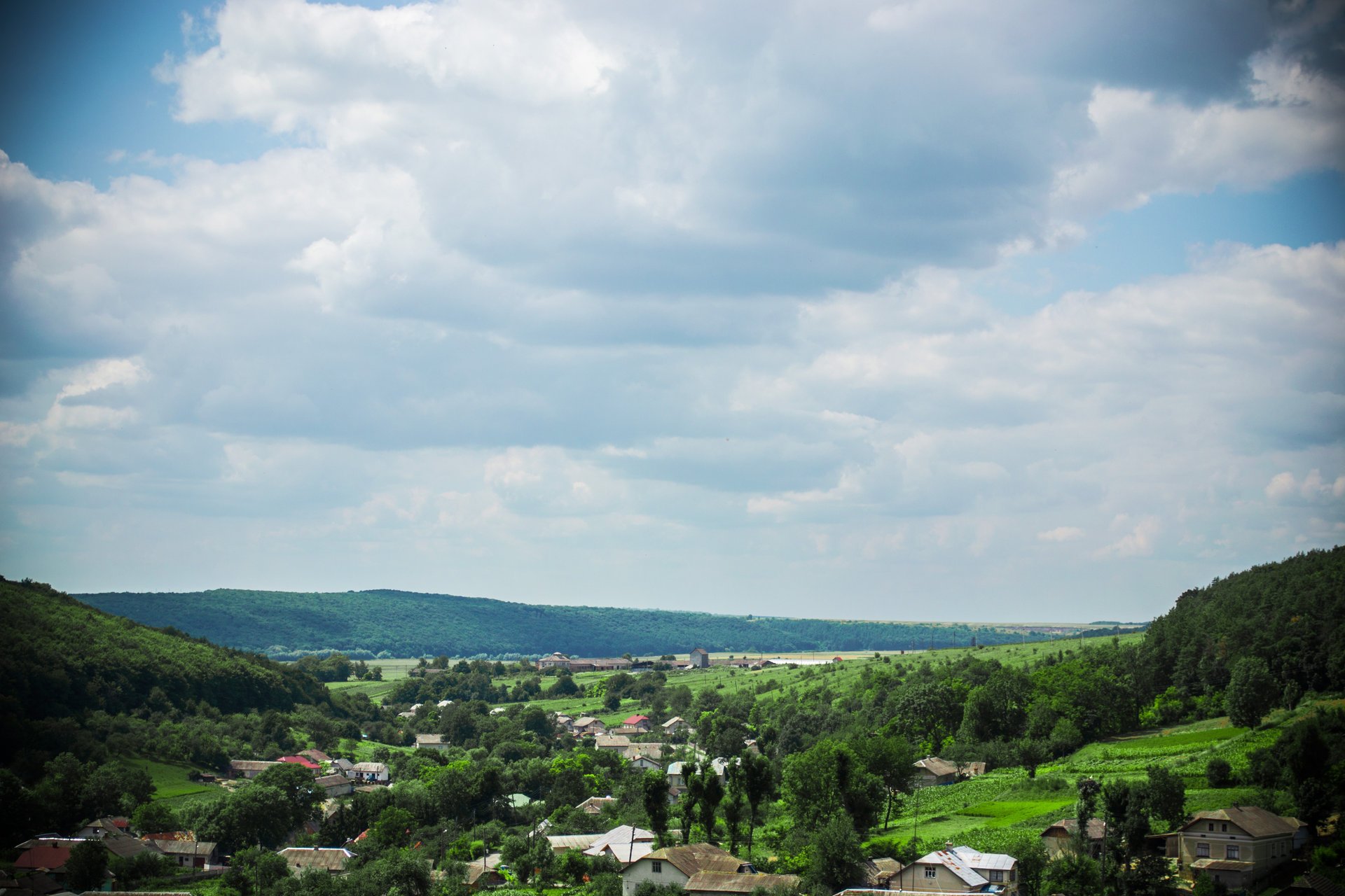 pueblo naturaleza casas cielo bosque paisaje vegetación pueblo