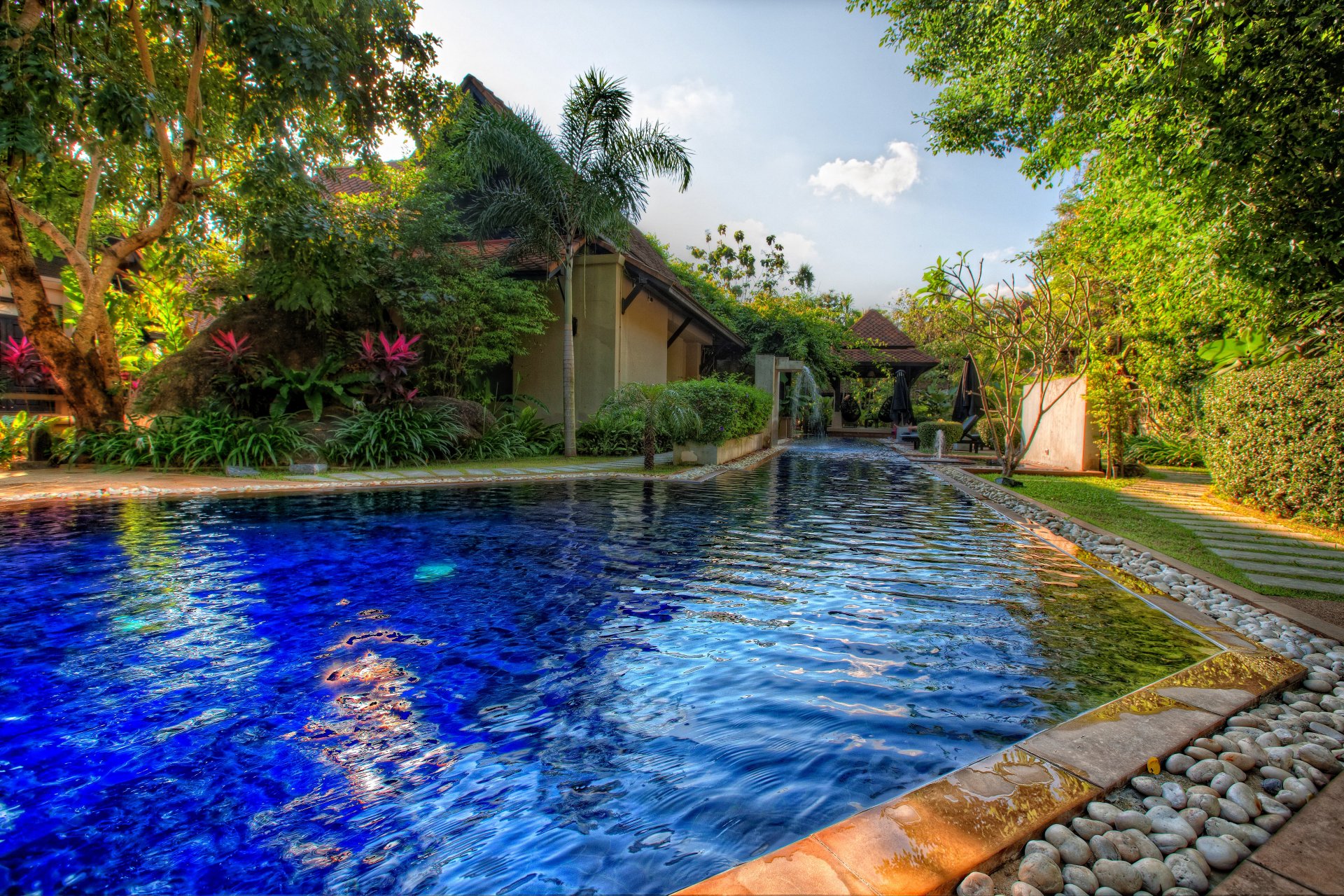 hotel cabañas piscina