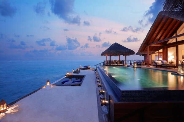 Hôtel aux Maldives avec accès à la mer