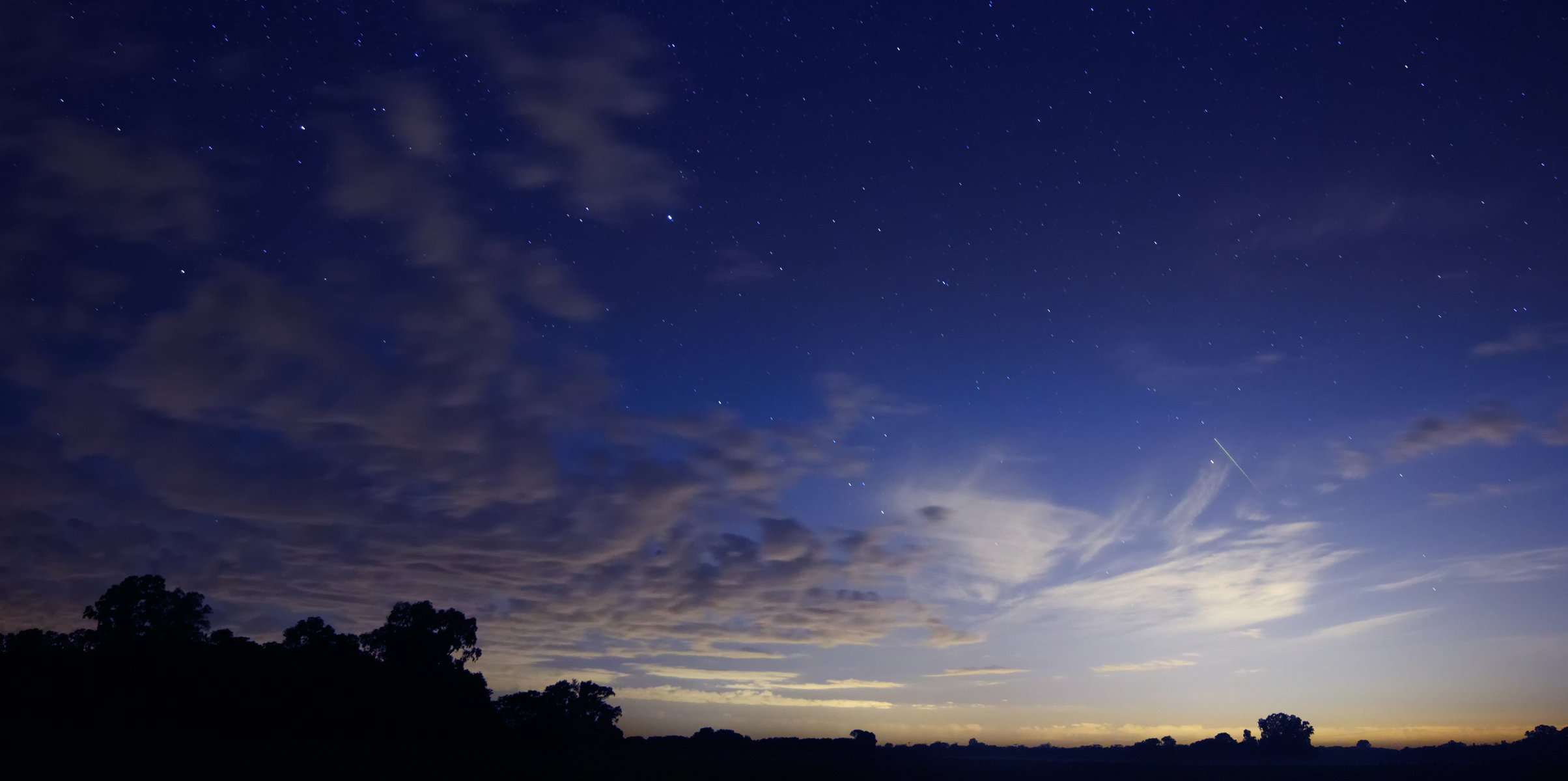 leonids stars clouds meteor the sky argentina