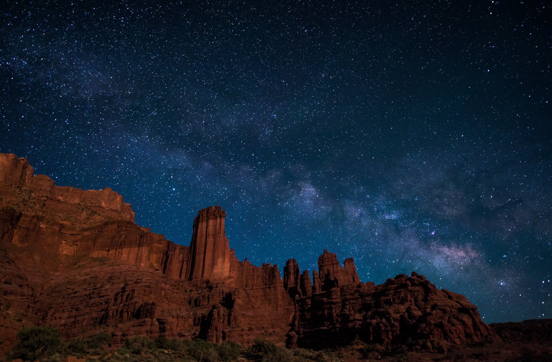 via lattea utah fisher towers colline linee stelle spazio mistero