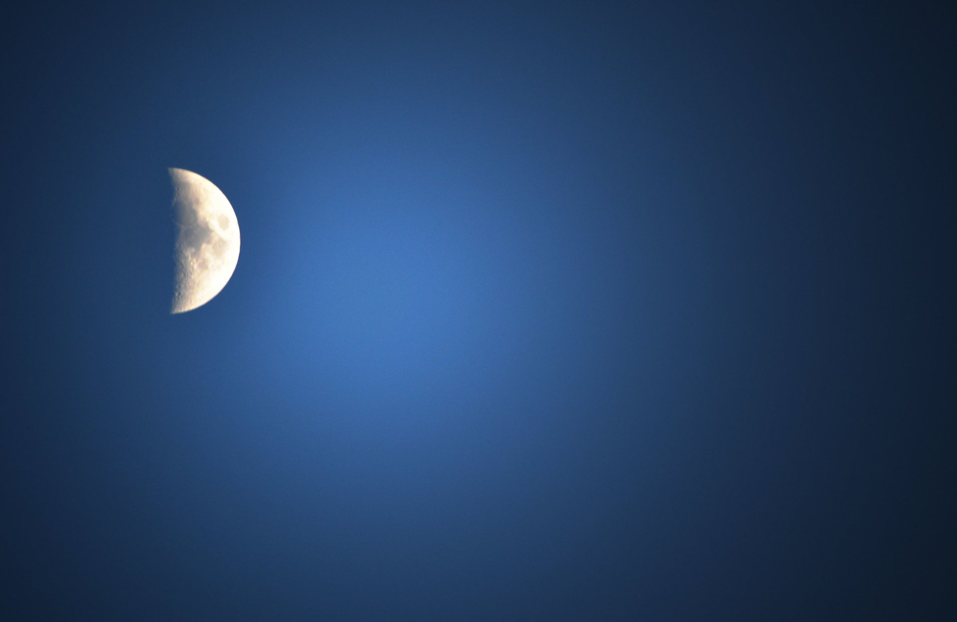 mond himmel blau silber