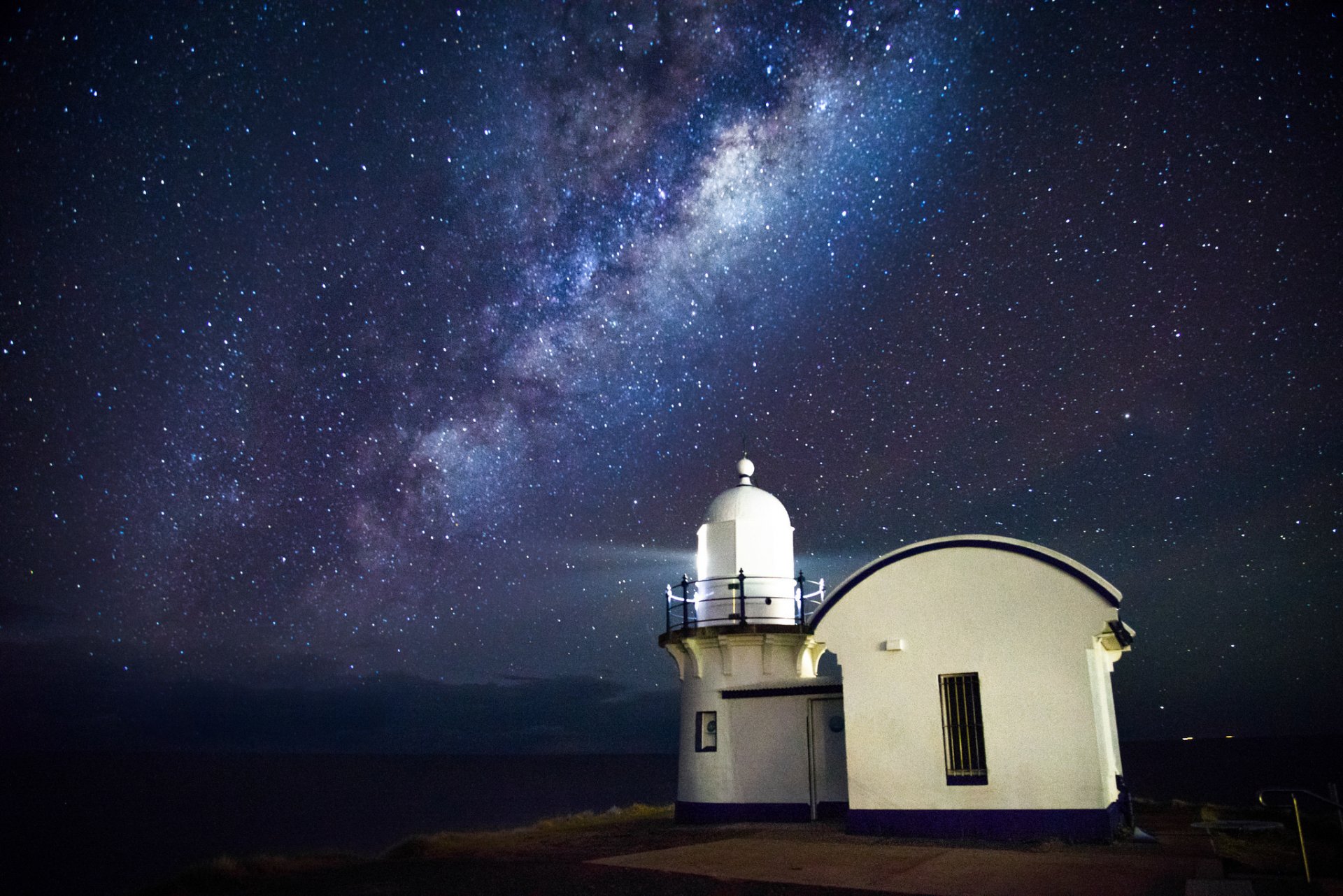 via lattea spazio faro mare stelle misteri