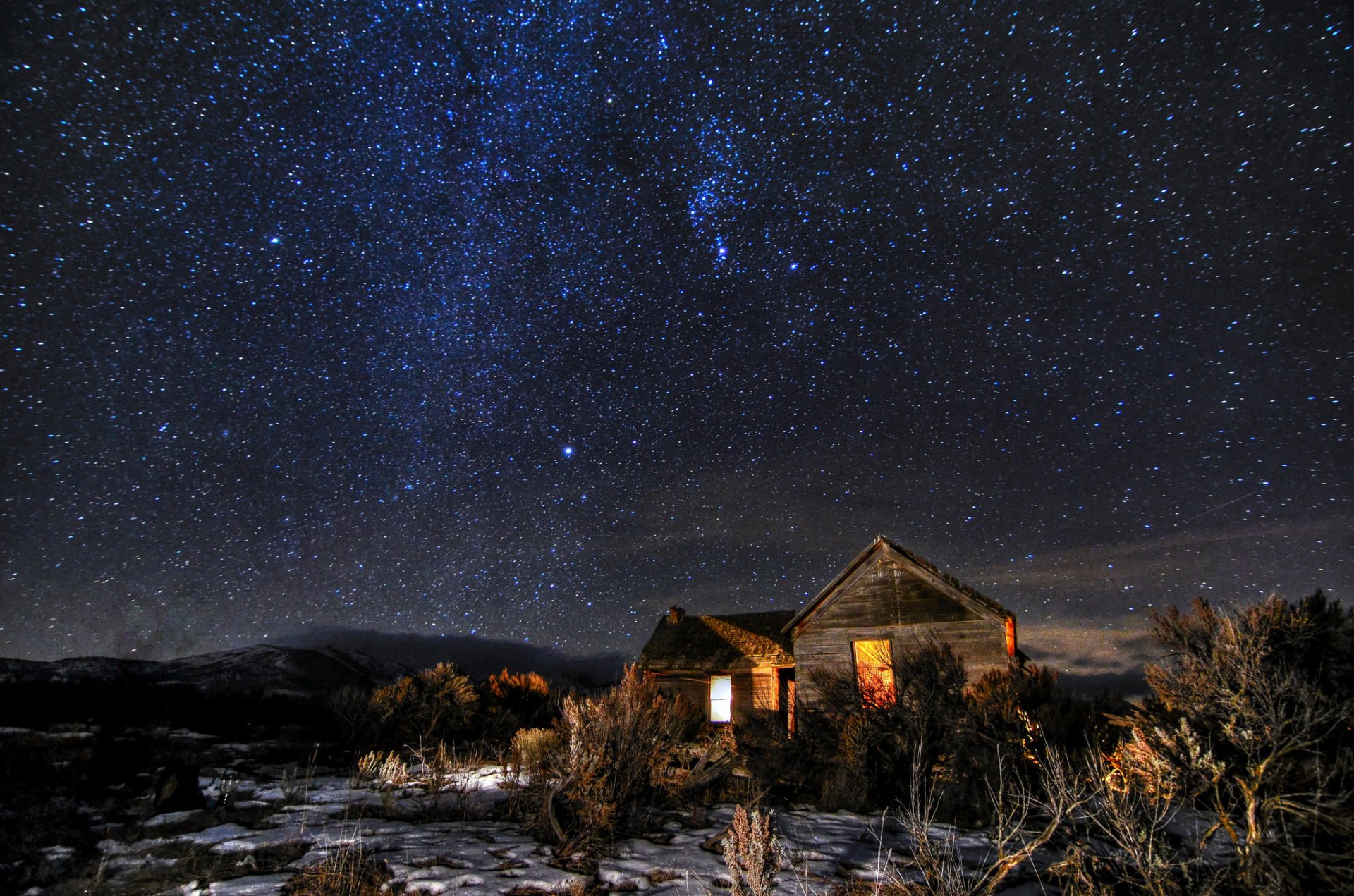 raum sterne nacht häuser büsche