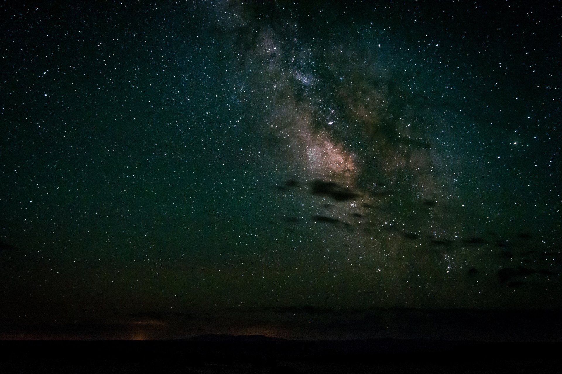 espacio estrellas vía láctea noche