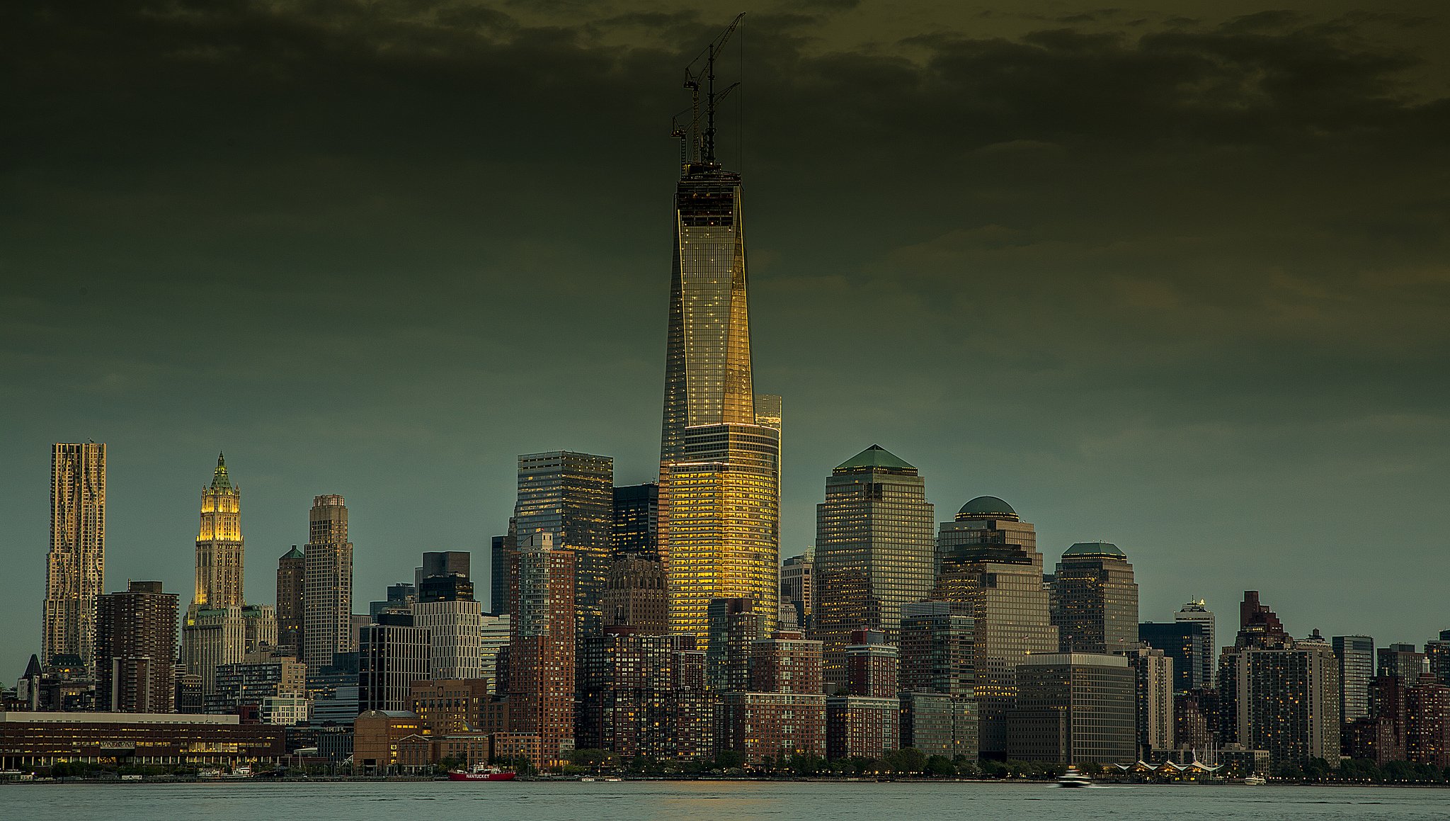 new york usa manhattan stadt panorama ansicht wolkenkratzer abend