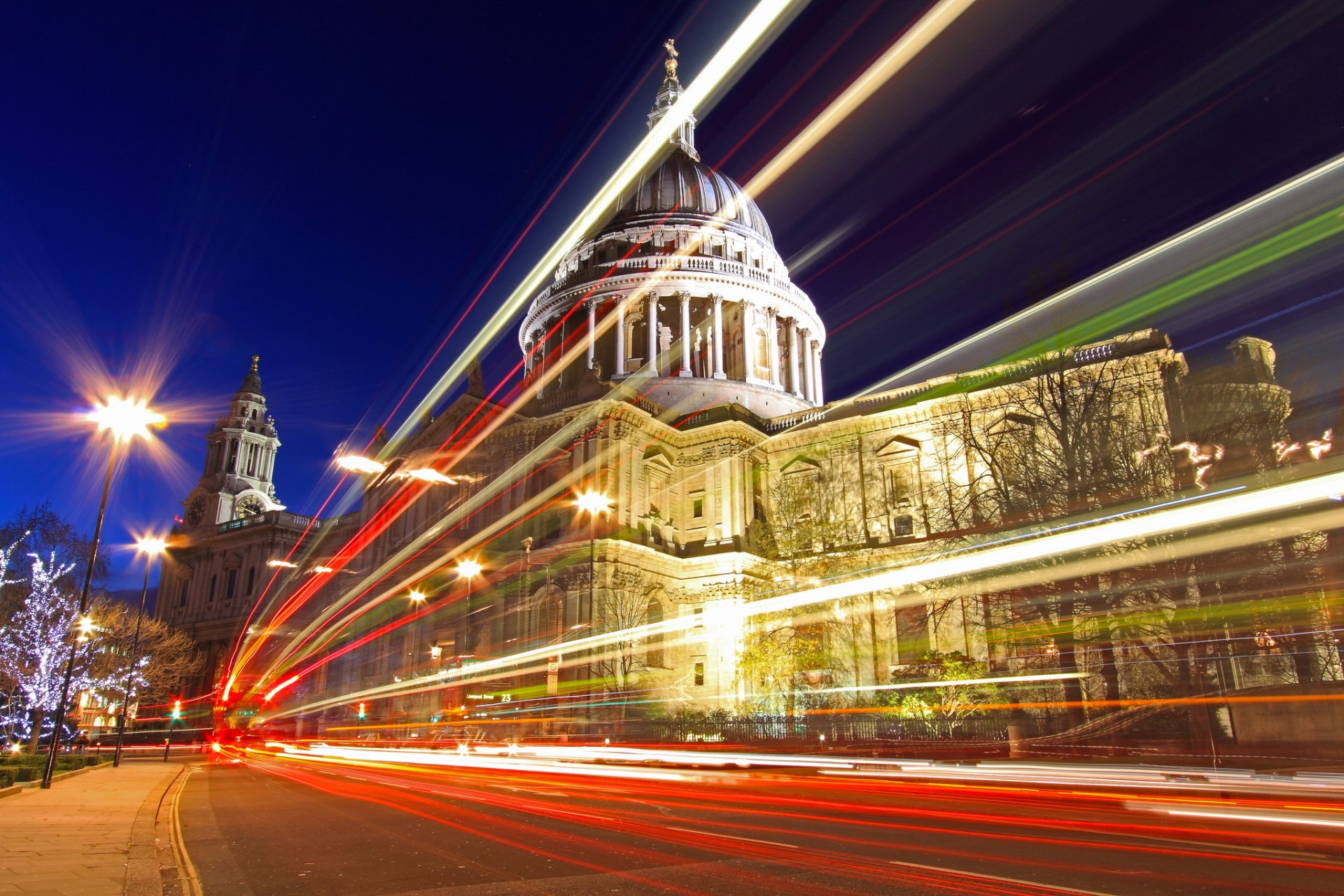regno unito londra cattedrale di san paolo notte luci movimento