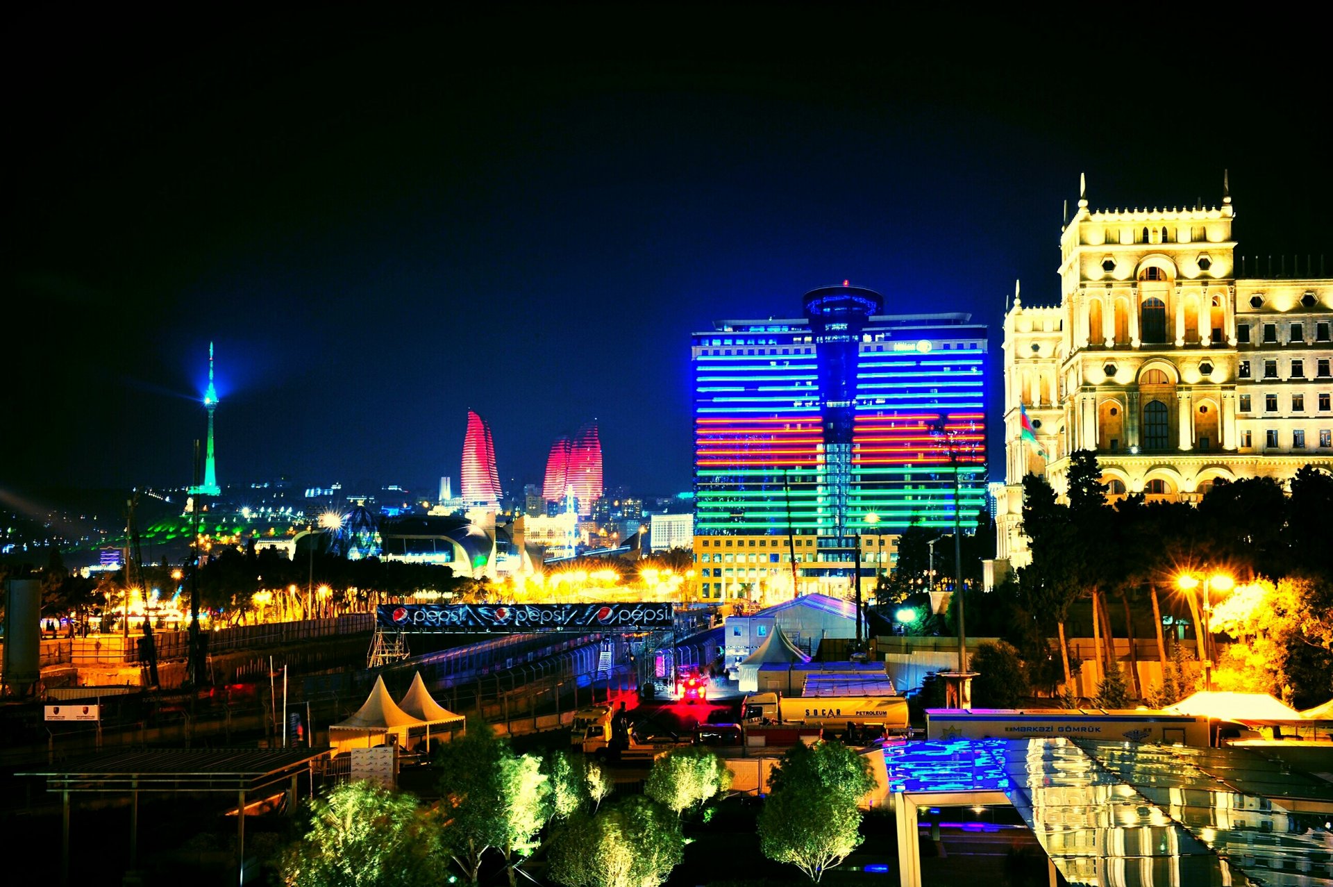 baku aserbaidschan nacht licht lichter