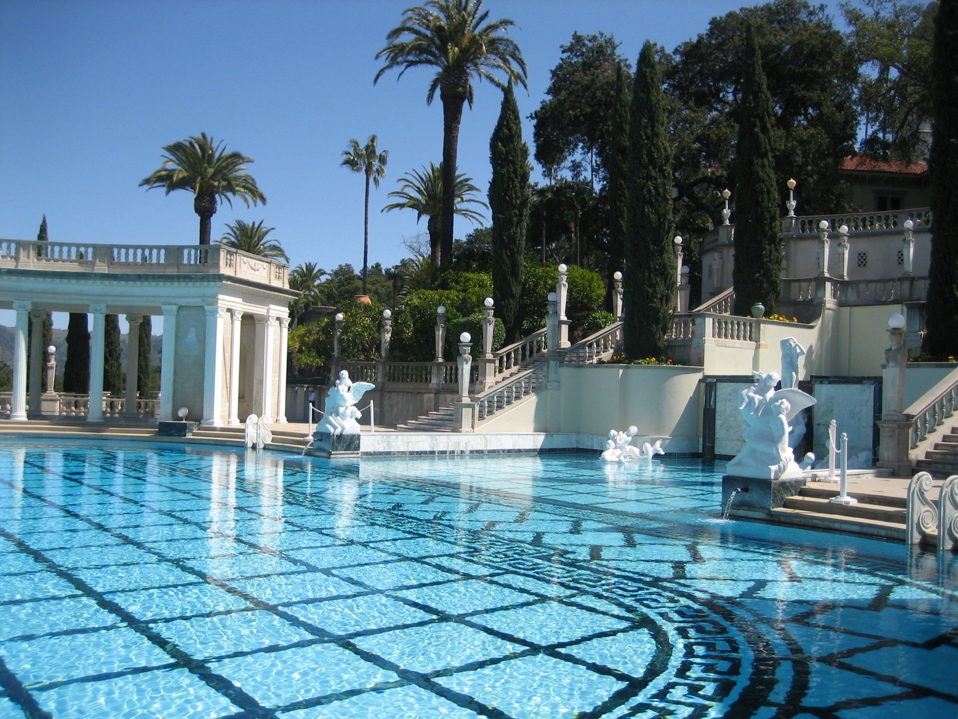 villa pool mood