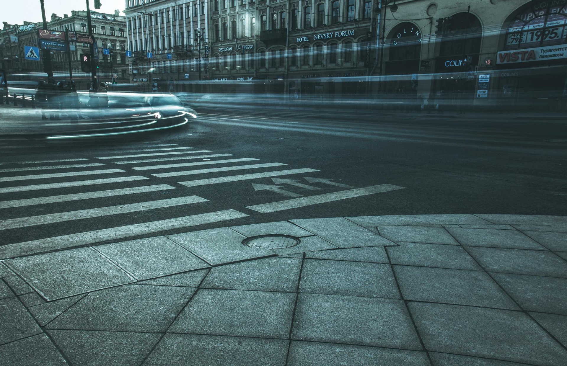 t. petersburg peter russia spb nevsky prospect street motion machinery night