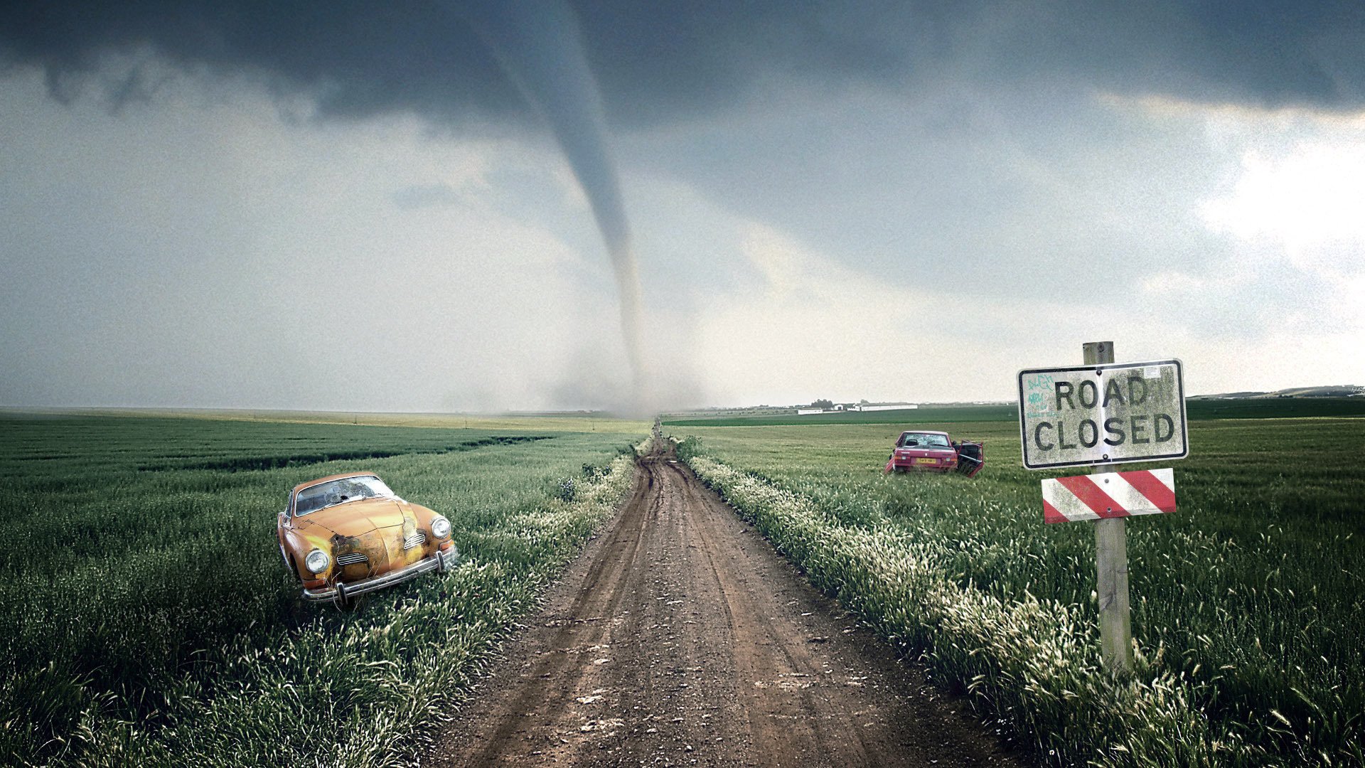 voiture ciel herbe ouragan route