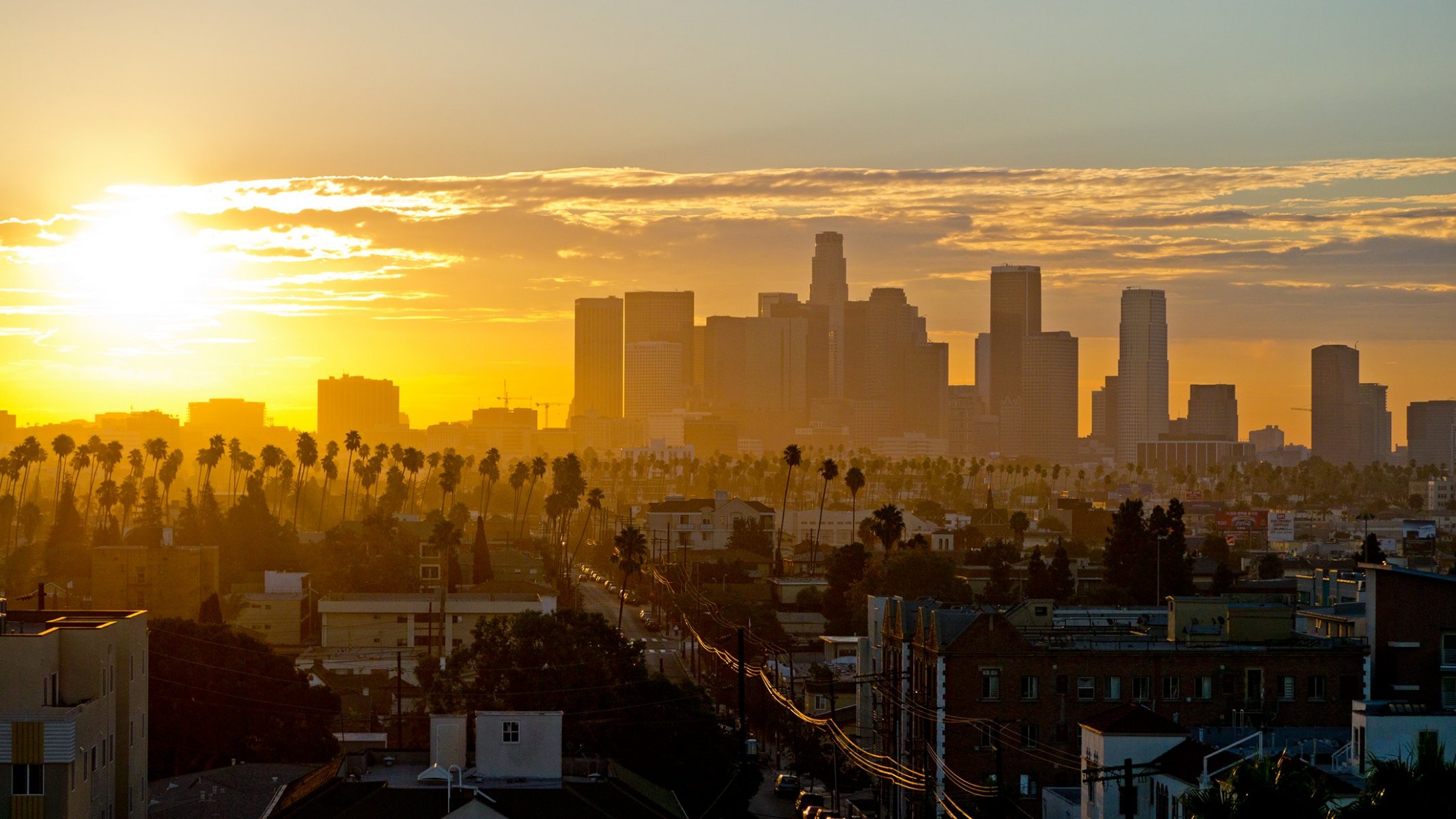 estados unidos los ángeles california fondos de pantalla rascacielos palmeras edificios carretera. puesta de sol sol nubes cielo los ángeles ciudad puesta de sol