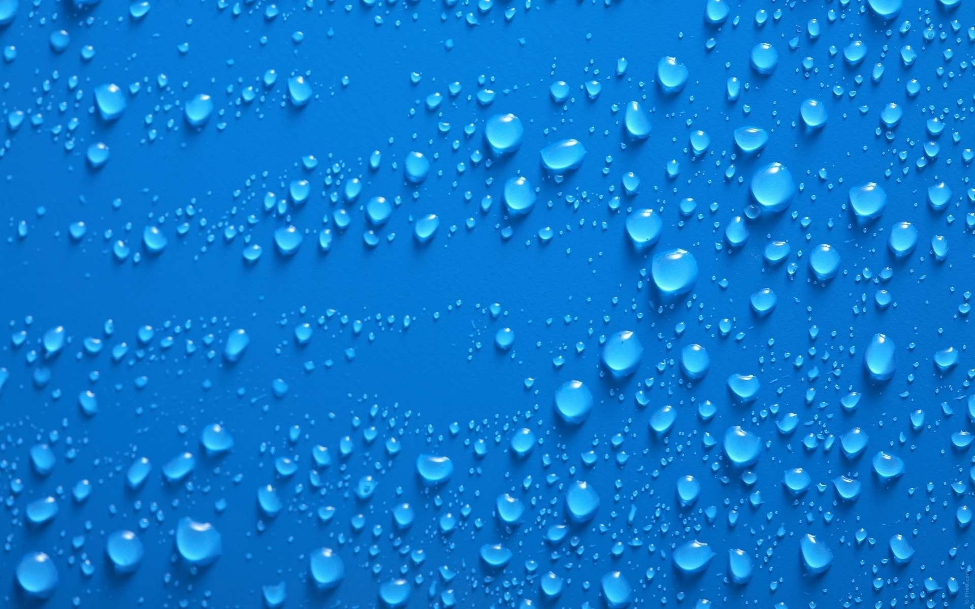 gocce sfondo blu