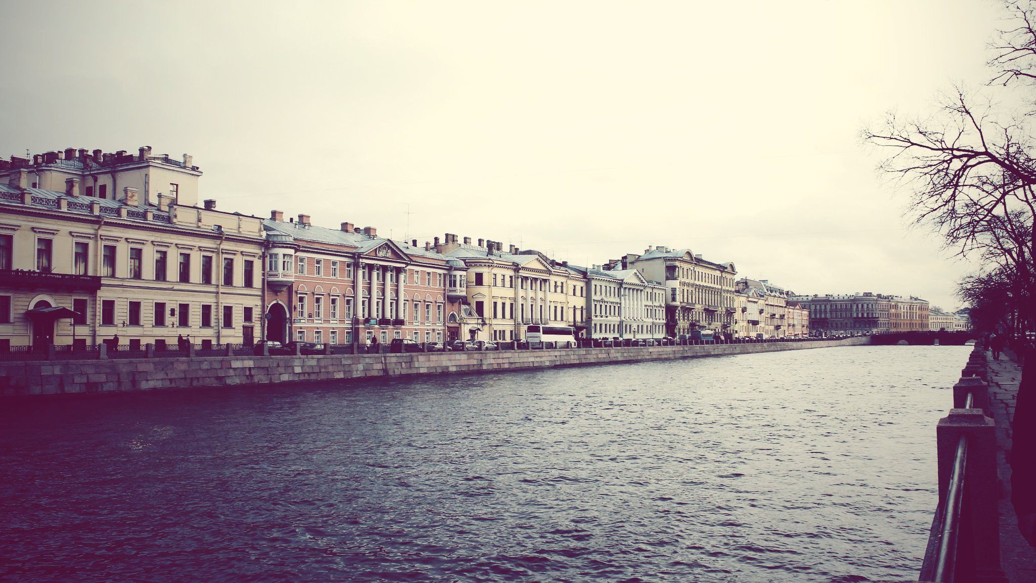 san pietroburgo peter russia fiume canale case edifici