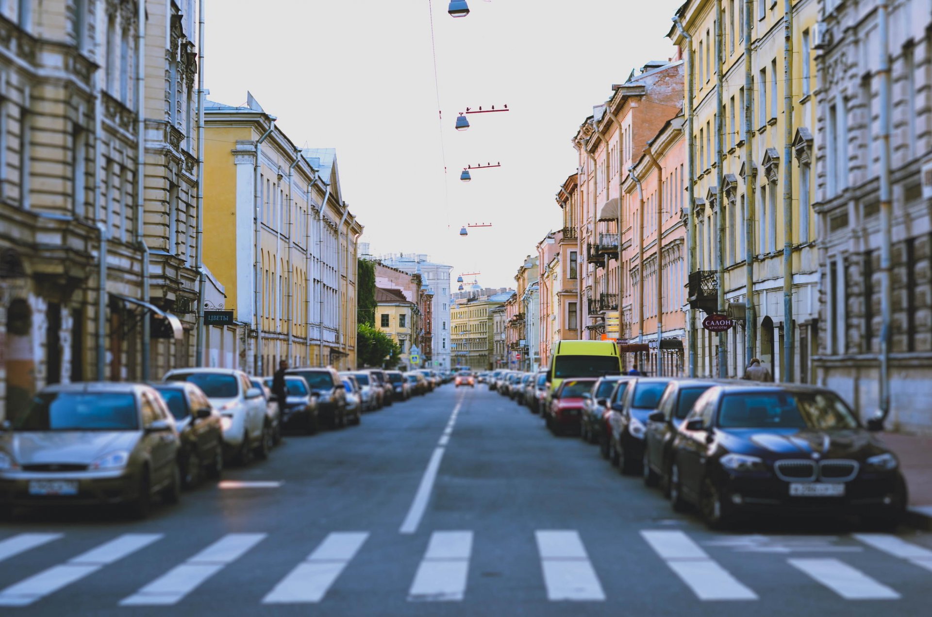 st. petersburg peter russland st. petersburg straße häuser gebäude autos
