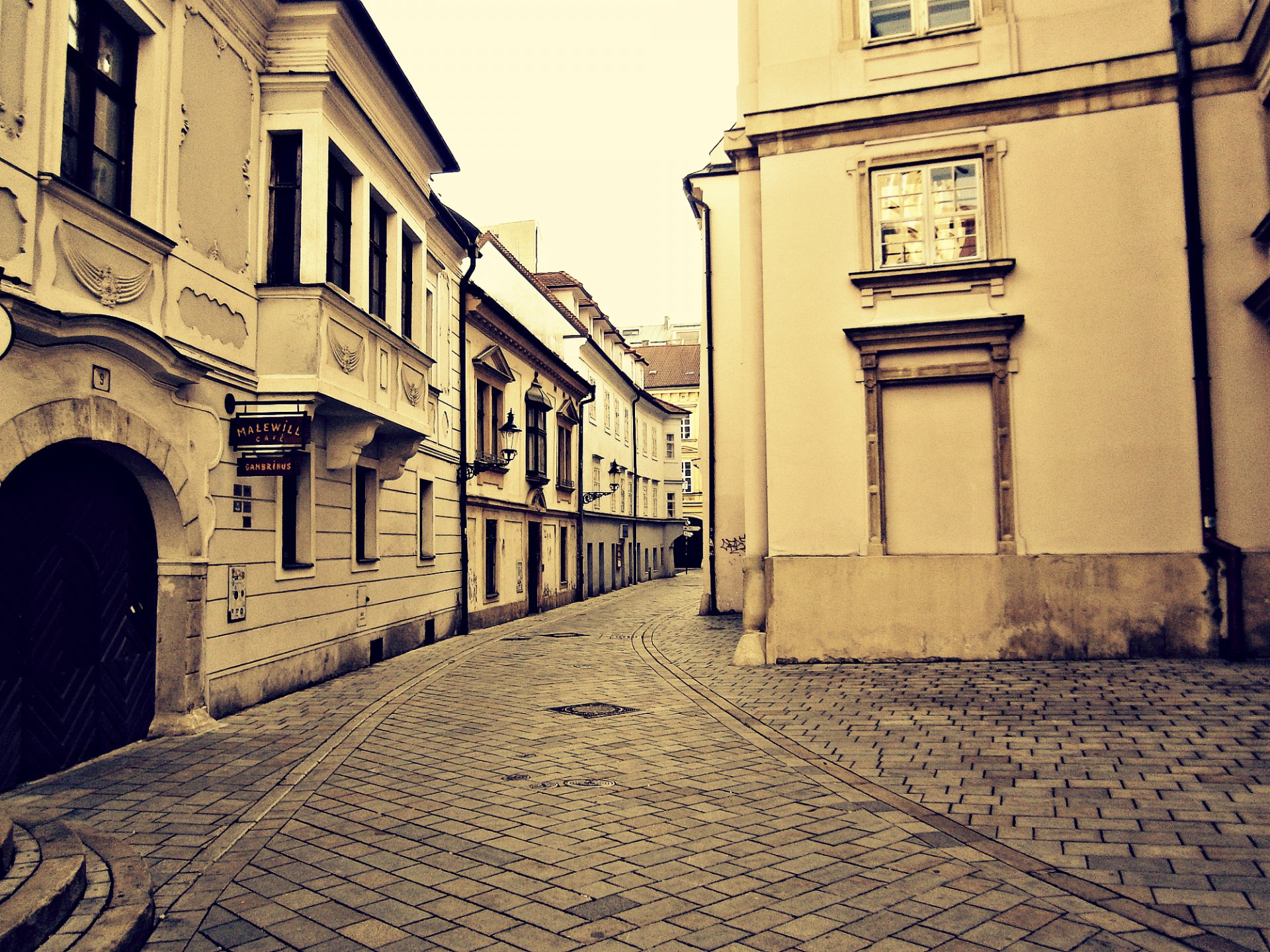 europa immagine marciapiede città città finestra svolta casa strada slovacchia bratislava carta da parati