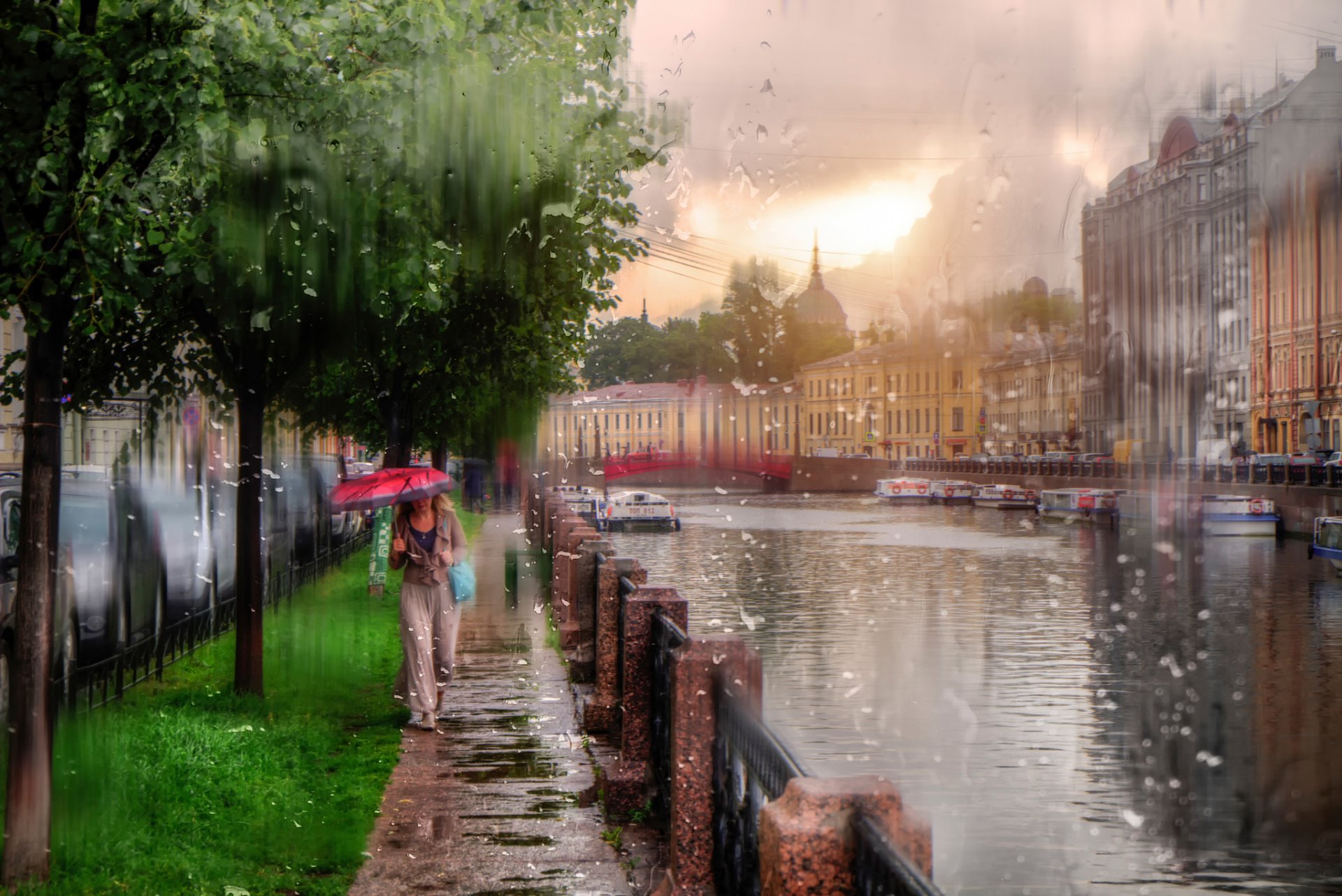 sankt petersburg rosja deszcz krople dziewczyna parasol