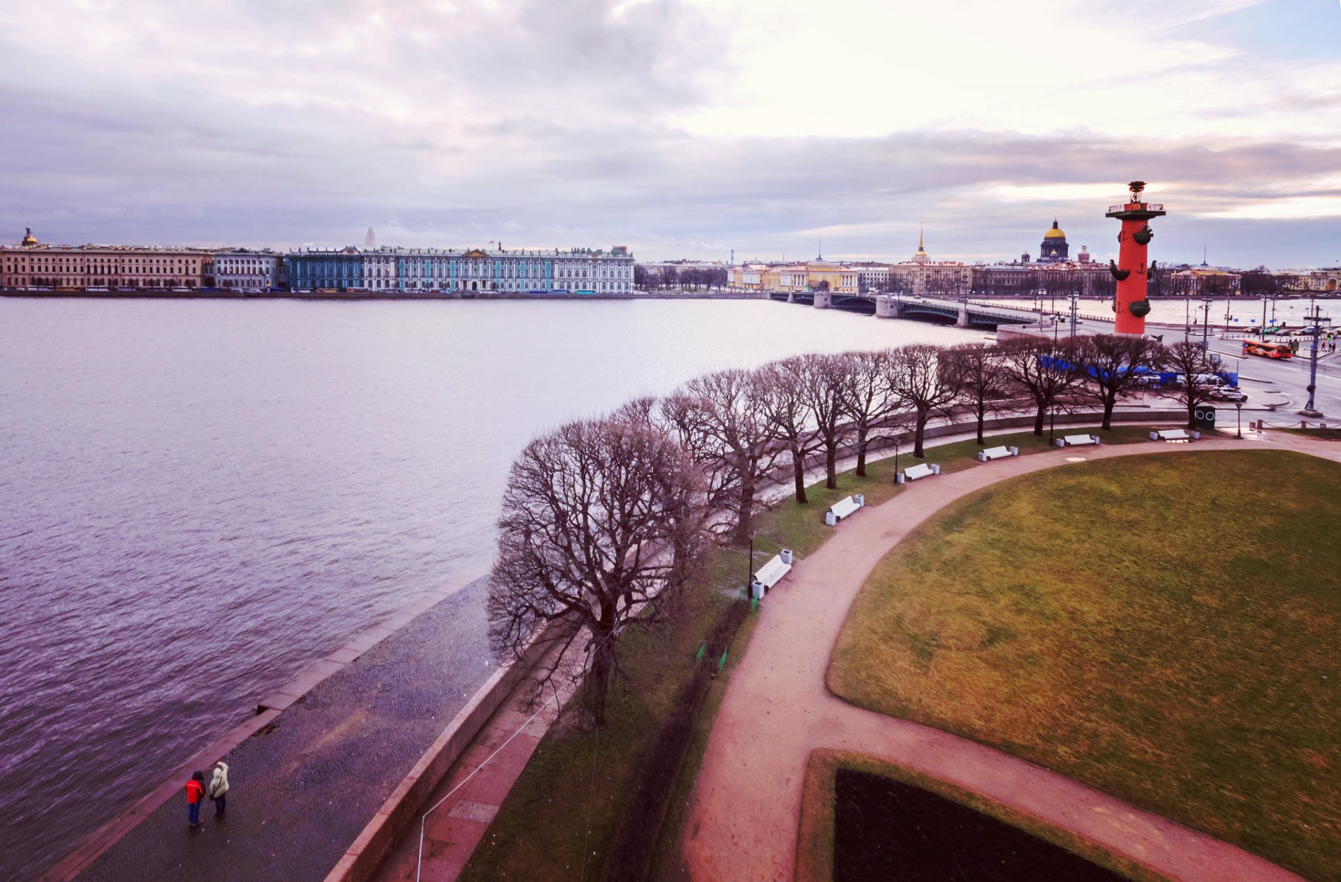 san pietroburgo san pietroburgo russia san pietroburgo fiume neva autunno nuvole