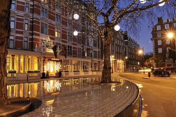 Les rues du soir de Londres. Angleterre