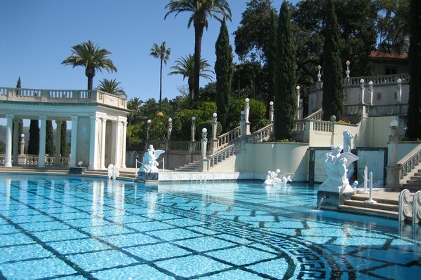 Beautiful villa with a large swimming pool