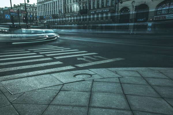 Peter. Nevsky Prospekt in the evening traffic