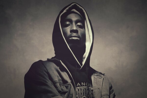 Tupac Shakur black and white photo