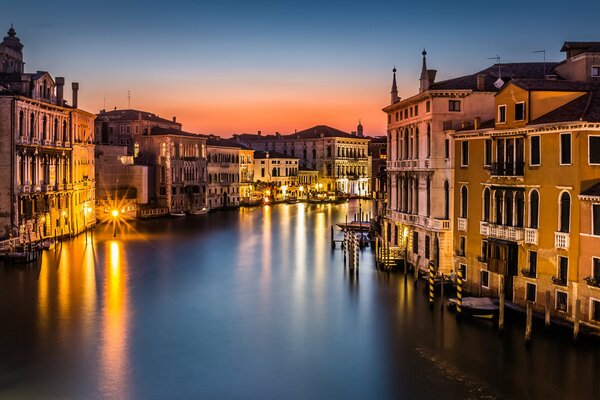 The canals of Italy are very beautiful
