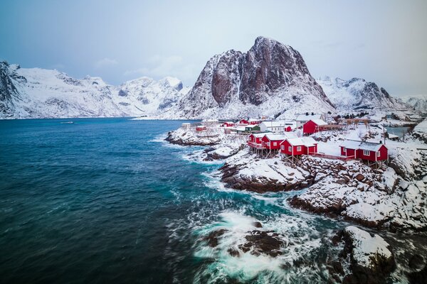 Islas Lofoten en el mar de Noruega