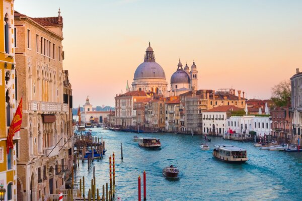 Grand canal de Venise