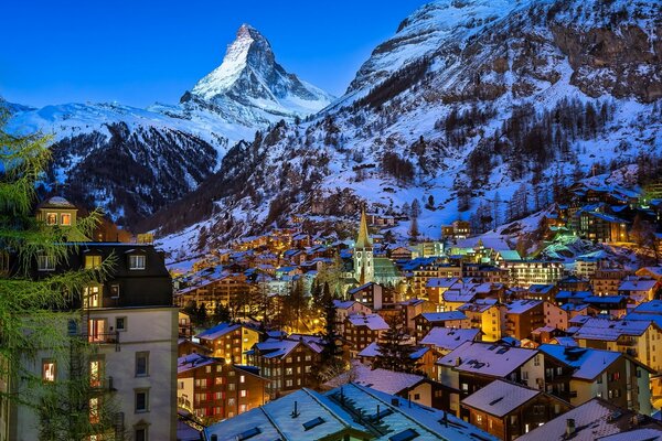 Case temperate a Dalì Non vicino alla montagna