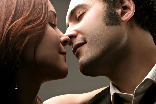 E solo un bacio d amore spezzerà l incantesimo malvagio