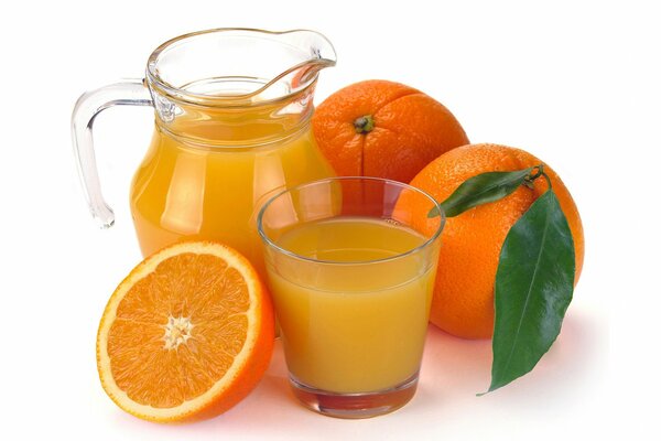 Succo di frutta da arancia appena spremuta