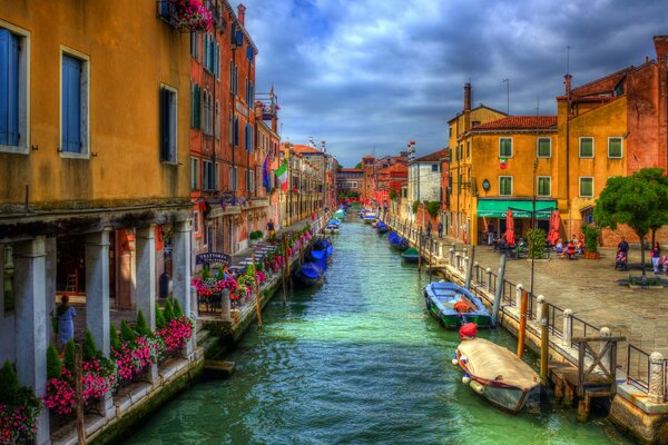 Paysage coloré des rues de Venise