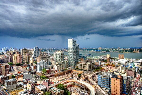 La cocina Infernal del cielo sobre Manhattan