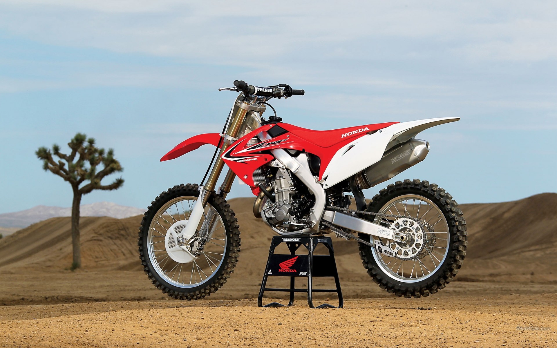 moto motos crf450r honda soviétique moto