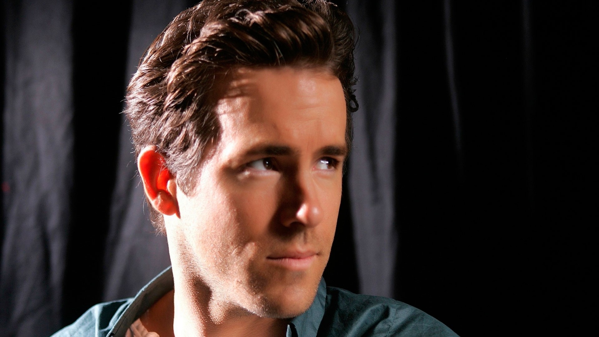 ryan reynolds lanterna verde x-men attore