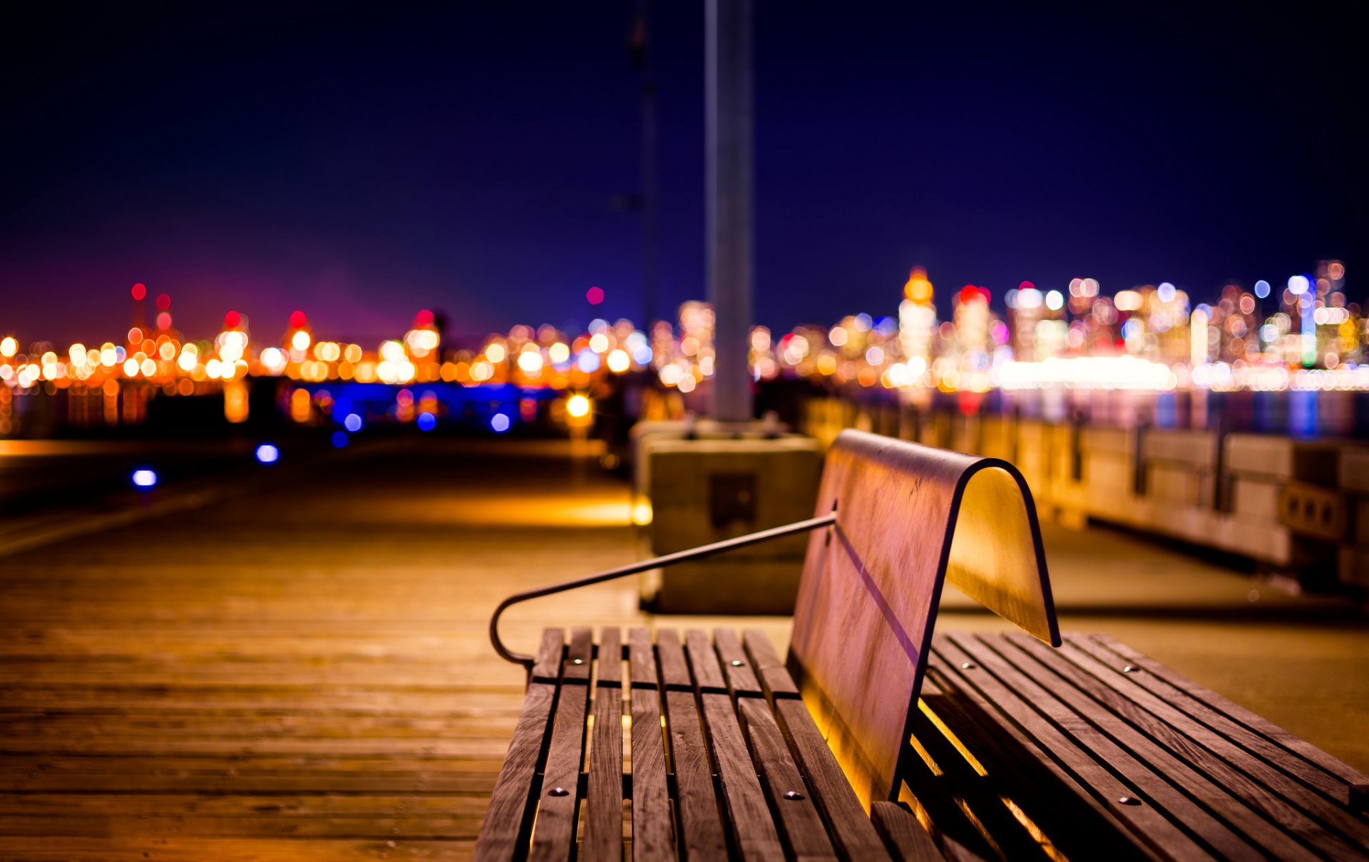 north vancouver canada british columbia città molo panchine notte luci luce bokeh